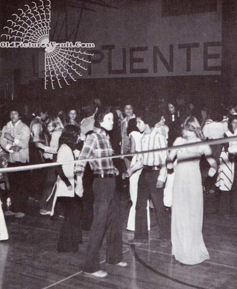 la-puente-high-1978-yearbook-dance.jpg