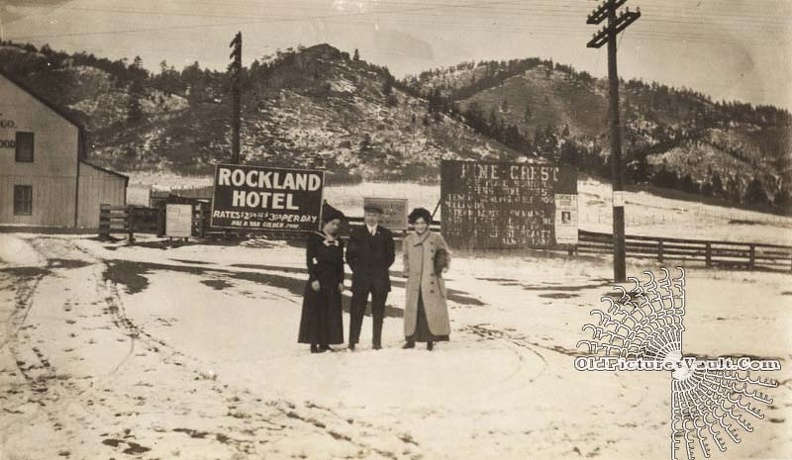 rockland-hotel-in-pine-crest.jpg