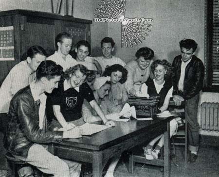 fremontian-john-c-fremont-high-school-1946-a.jpg