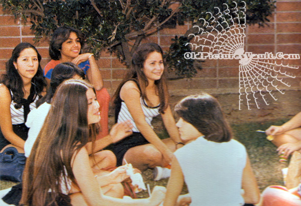 la-puente-high-1978-yearbook-girls.jpg