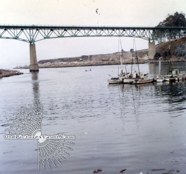 noyo-river-highway-bridge-fort-bragg-september-1963.jpg