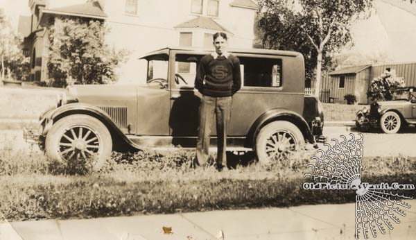 USC-student-and-car-1928.jpg