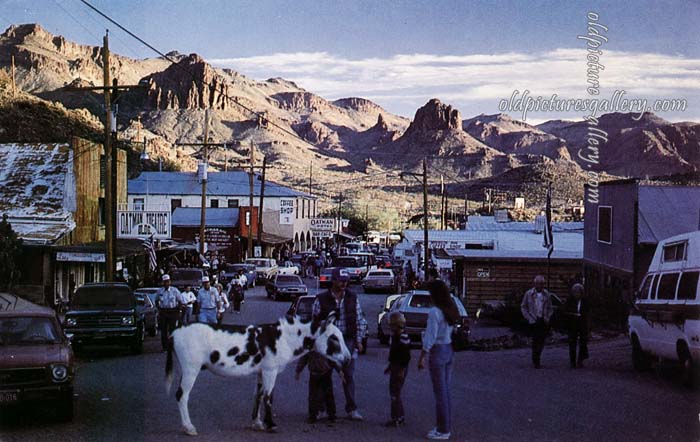 oatman-arizona-vintage-photograph.jpg