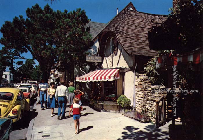 ocean-avenue-carmel-california-vintage-postcard.jpg