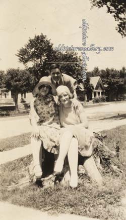 teenagers-in-sioux-city-iowa-1929.jpg
