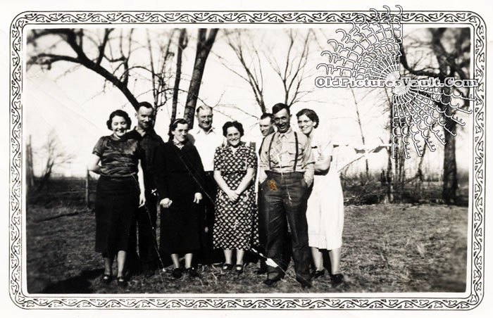 alta's-family-group-in-kansas.jpg